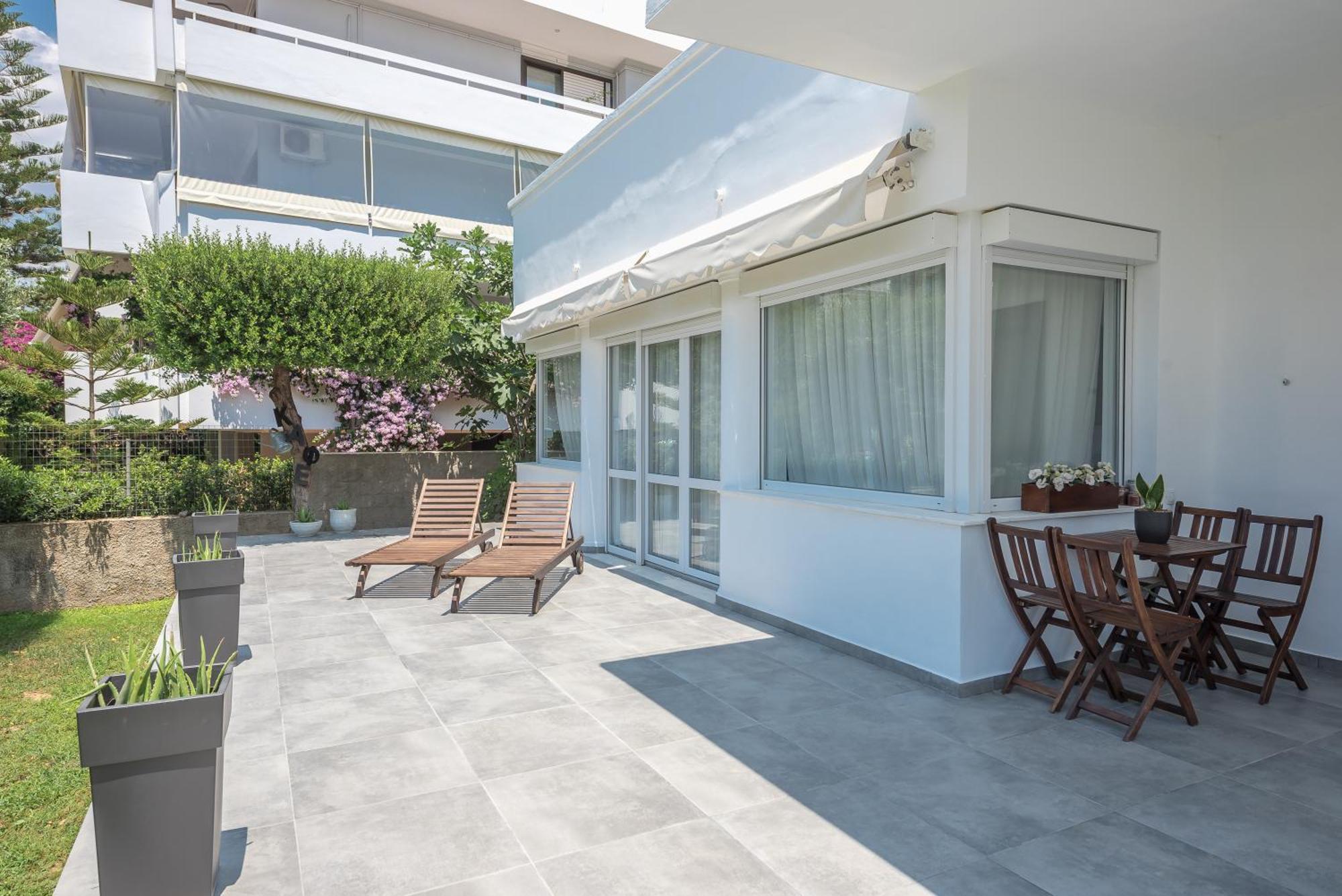 Luxury Villa at Glyfada Villa Art Alive Atene Esterno foto